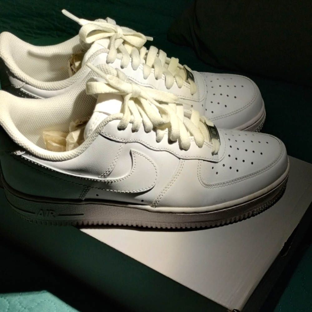 Women's Low Air Force Ones
